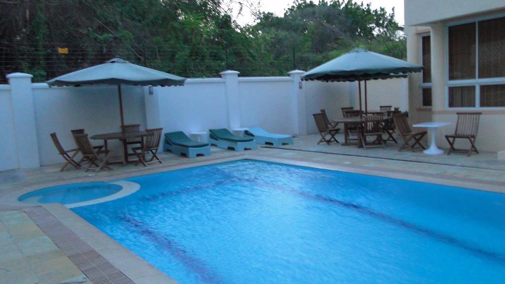 Pavilion Holiday Resort Бамбури Экстерьер фото